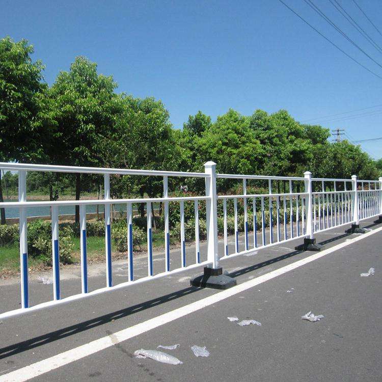 公路鋅鋼護欄安裝技巧